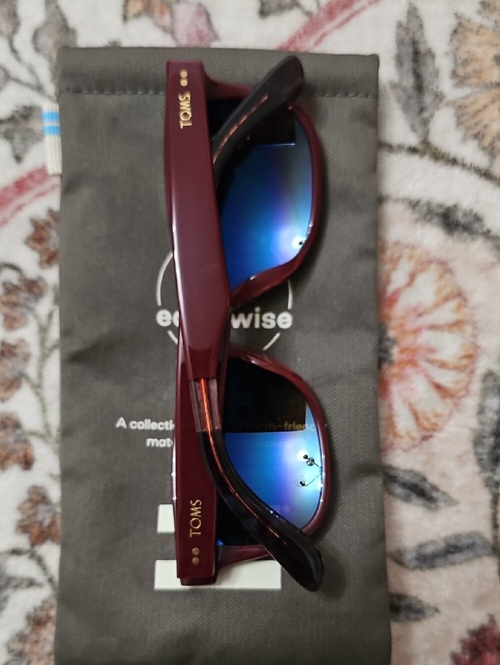 TOMS Women's Burgundy Frame Sunglasses with Dark Lenses - Picture 2 of 5